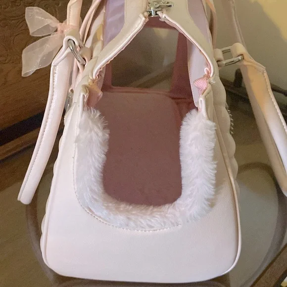 Vanderpump Pets Pink Quilted Dog Carrier - Picture 3 of 3